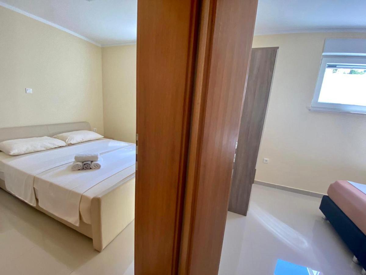Atrium Novalja Apartment Exterior photo
